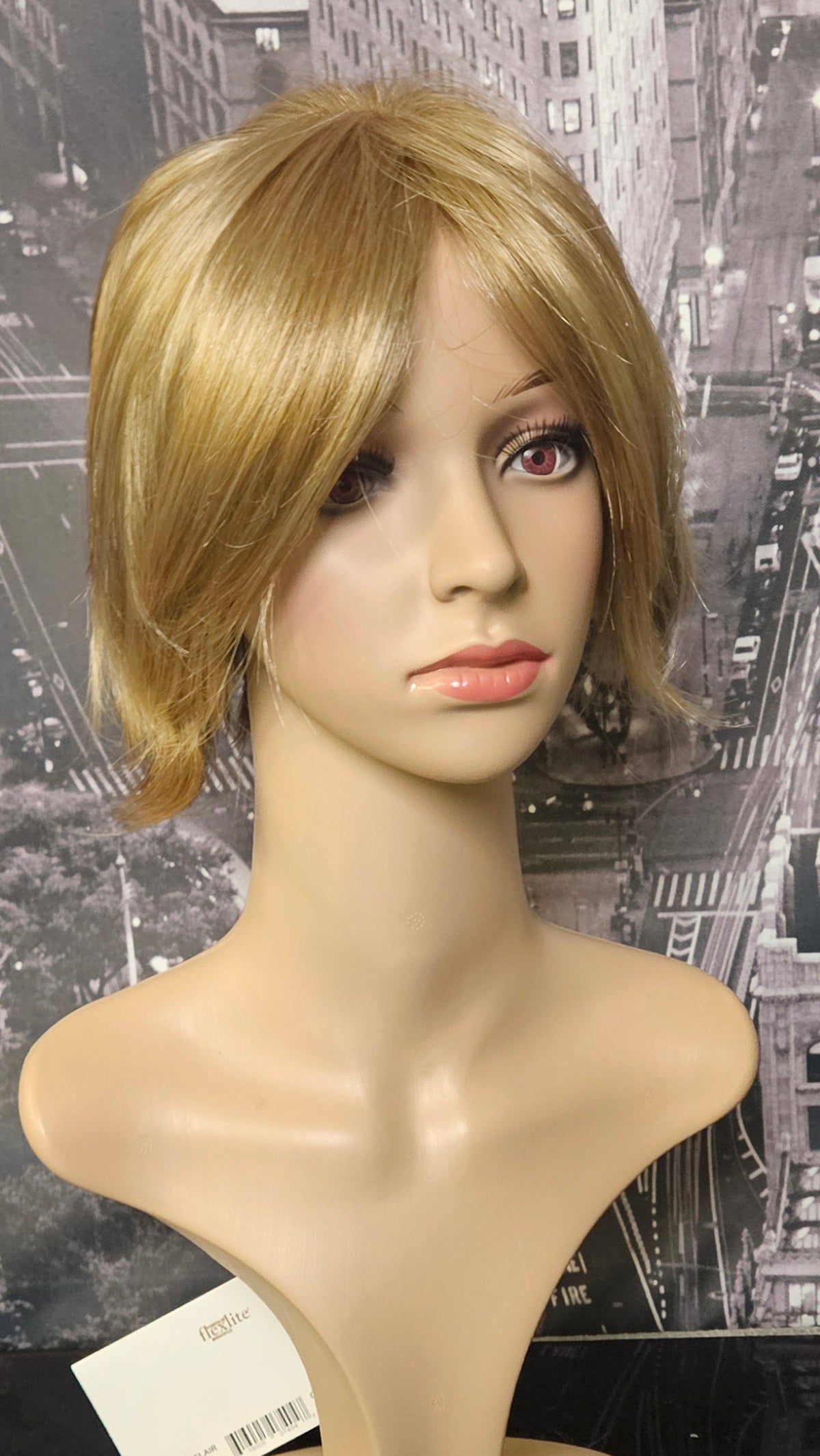 AFFAIR BUTTERED BLONDE