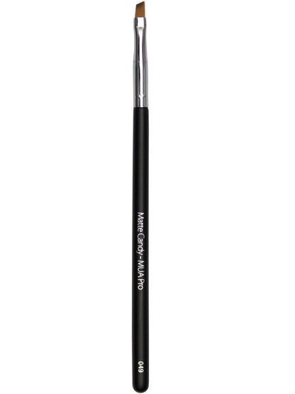 Angled Eyebrow Brush 049 - MUA Professional