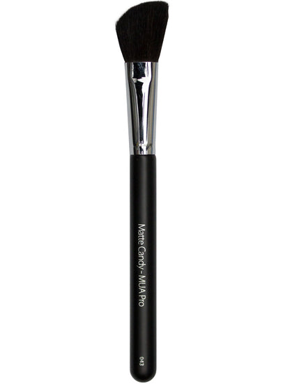 Angled Face Brush 043 - MUA Professional