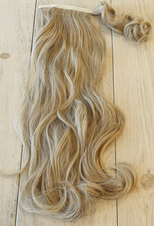 Biscuit Blonde Grande Wavy Ponytail 28inch