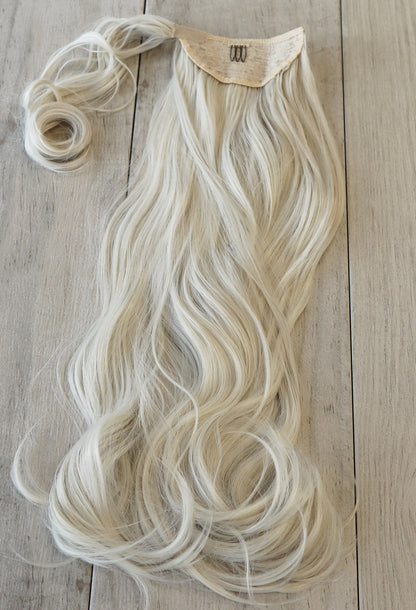 Colour 90 Grande Wavy Ponytail 28inch