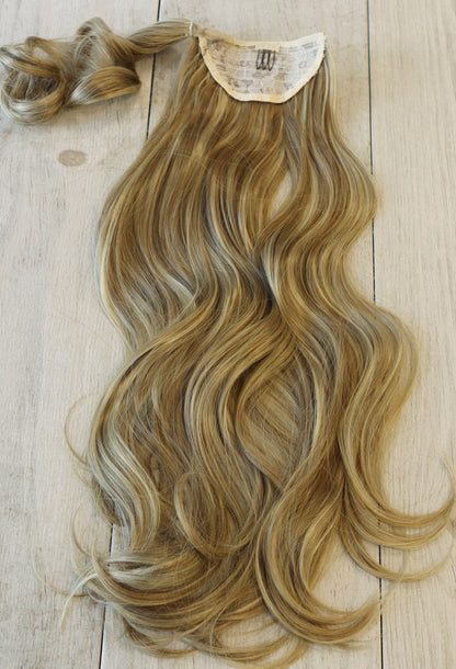 Spring Honey Grande Wavy Ponytail 28inch