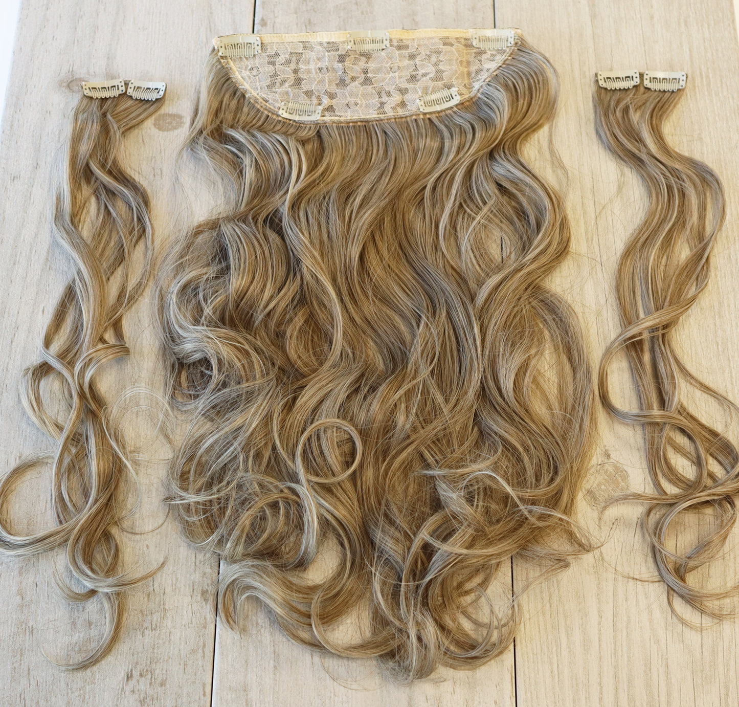 Hazelnut Blonde Kate 3 Piece Wavy Clip-in 22inch