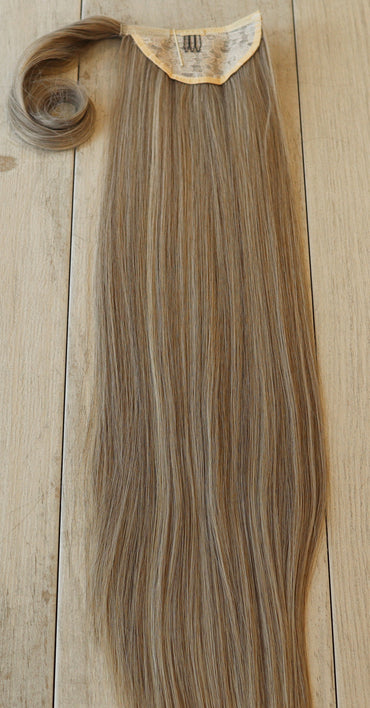 Hazelnut Blonde Grande Light Ponytail 28inch