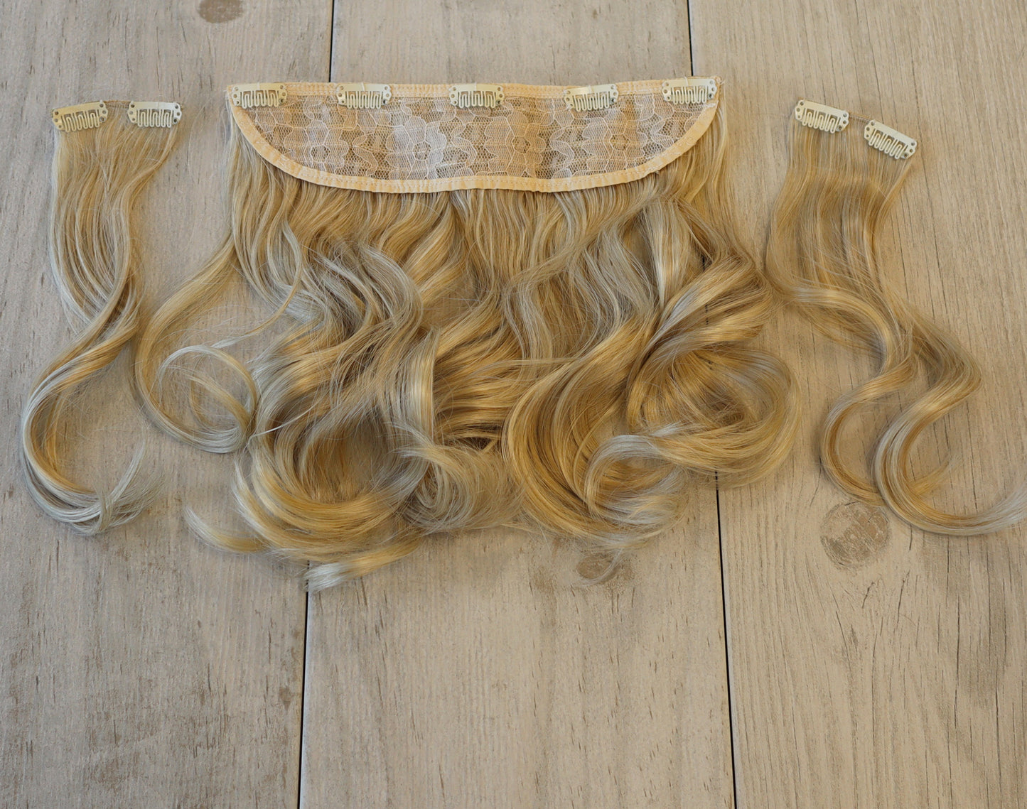 Light Gold Blonde Petite Wavy Clip-in (3 Piece)