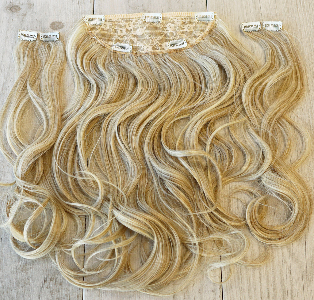 Light Gold Blonde Kate 3 Piece Wavy Clip-in 22inch