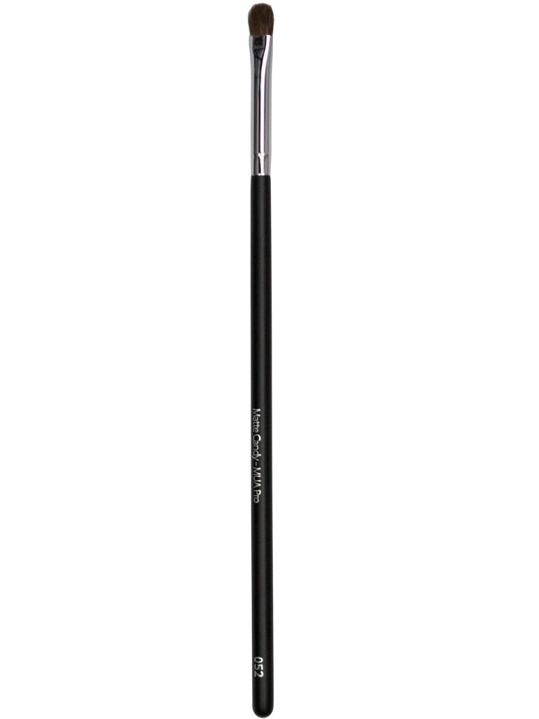 Small Eye Shadow Brush 052 - MUA Professional