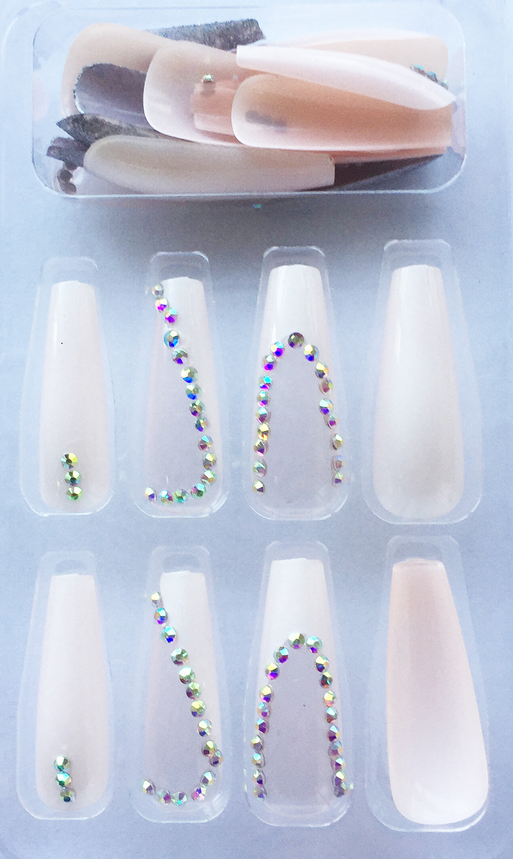 24 Deluxe Nail Tips