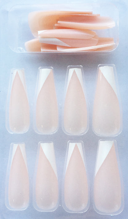 24 Deluxe Nail Tips