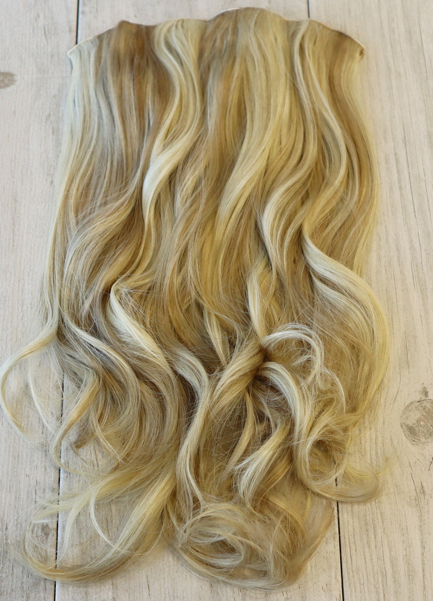 Colour R16 Moroccan Extra Long Wavy Clip-in